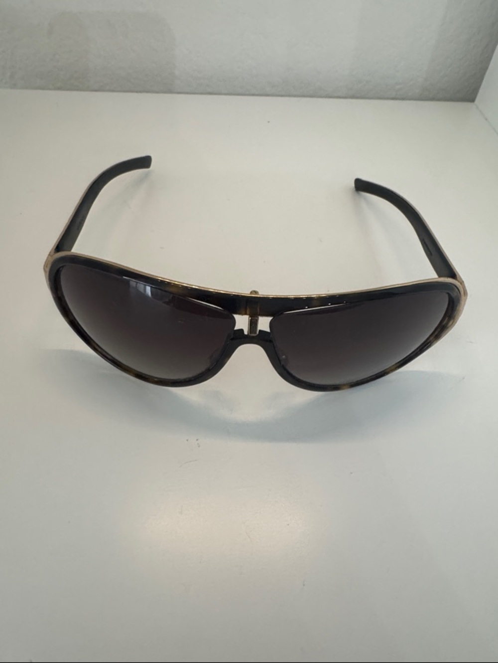 Gucci Brown Gradient Aviator Sunglasses - Picture 4 of 10